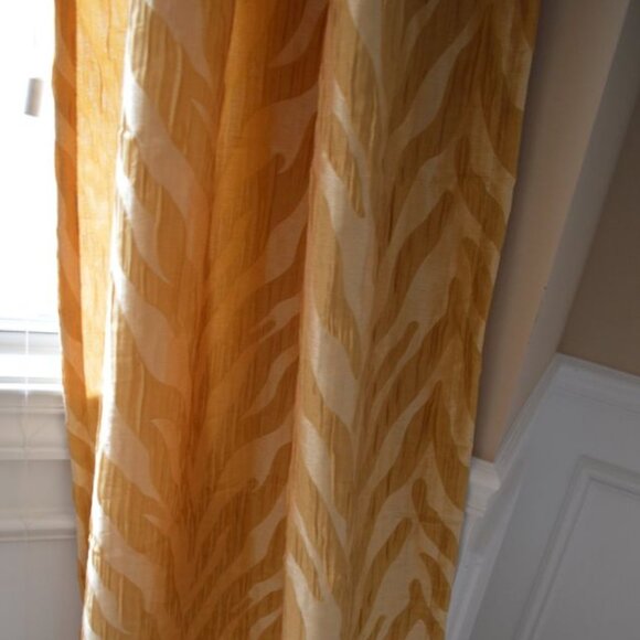 4 CUSTOM 44W x 117L Gold ROOM-DARKENING Curtains - Picture 3 of 4